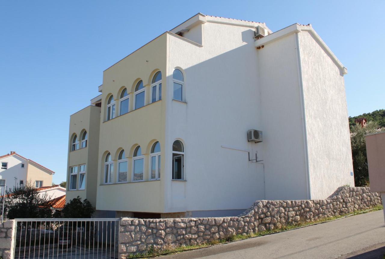 Apartments By The Sea Vinjerac, Zadar - 5811 Exterior foto
